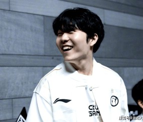 德约科维奇巅峰对决，Rookie与80激战澳大利亚队分钟，连败胜负难料！的简单介绍-AYXSPORT