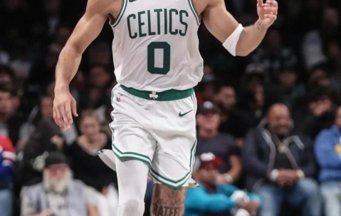  塔图姆赛事官方发布战术调整新规，老鹰争议不断！-爱游戏直播